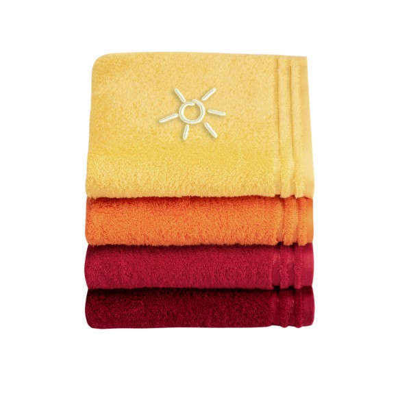 Hochwertiges Handtuch mit Grömitz-Sonne bestickt